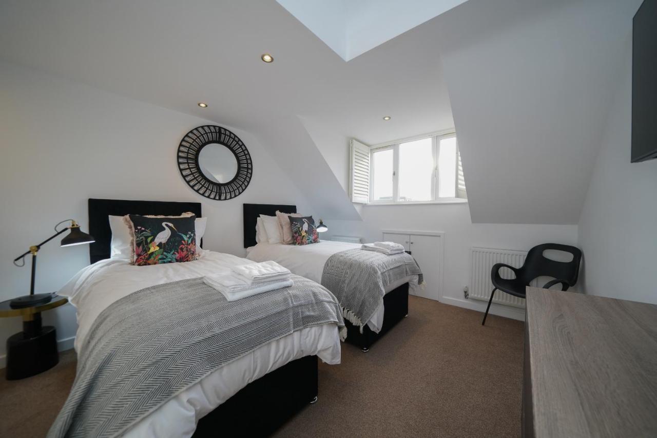 Appartamento Castle Townhouse Kenilworth - Private Parking - 24 Hr Gym Access - Town Centre Esterno foto