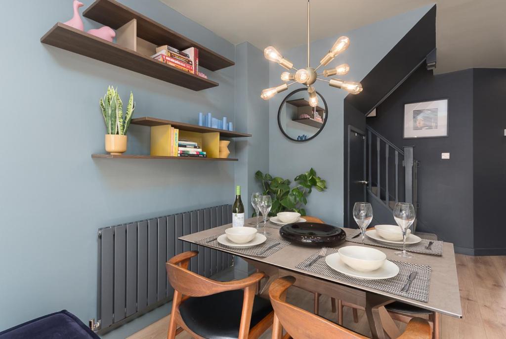 Appartamento Castle Townhouse Kenilworth - Private Parking - 24 Hr Gym Access - Town Centre Esterno foto
